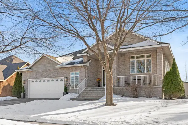 102 Century Trail, Lino Lakes, MN 55014