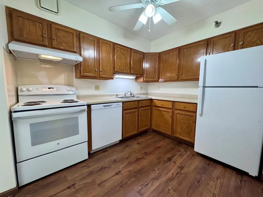 7600 Golden Valley Road #502, Minneapolis, MN 55427 - #2