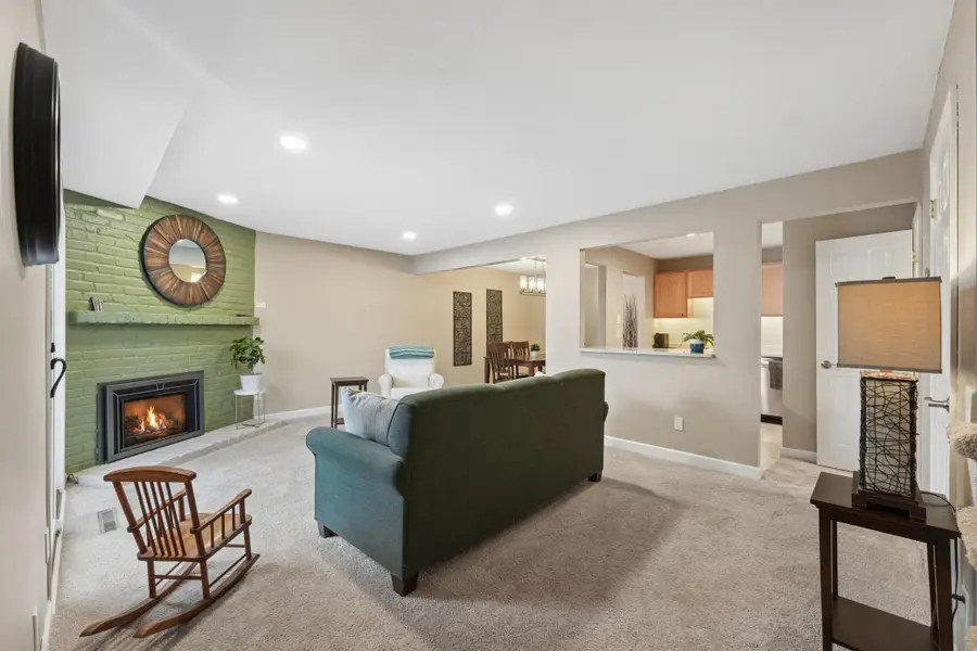 2437 Unity Avenue N, Minneapolis, MN 55422 - #2