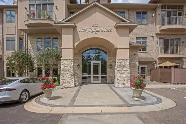 555 Oak Ridge Place #360, Hopkins, MN 55305