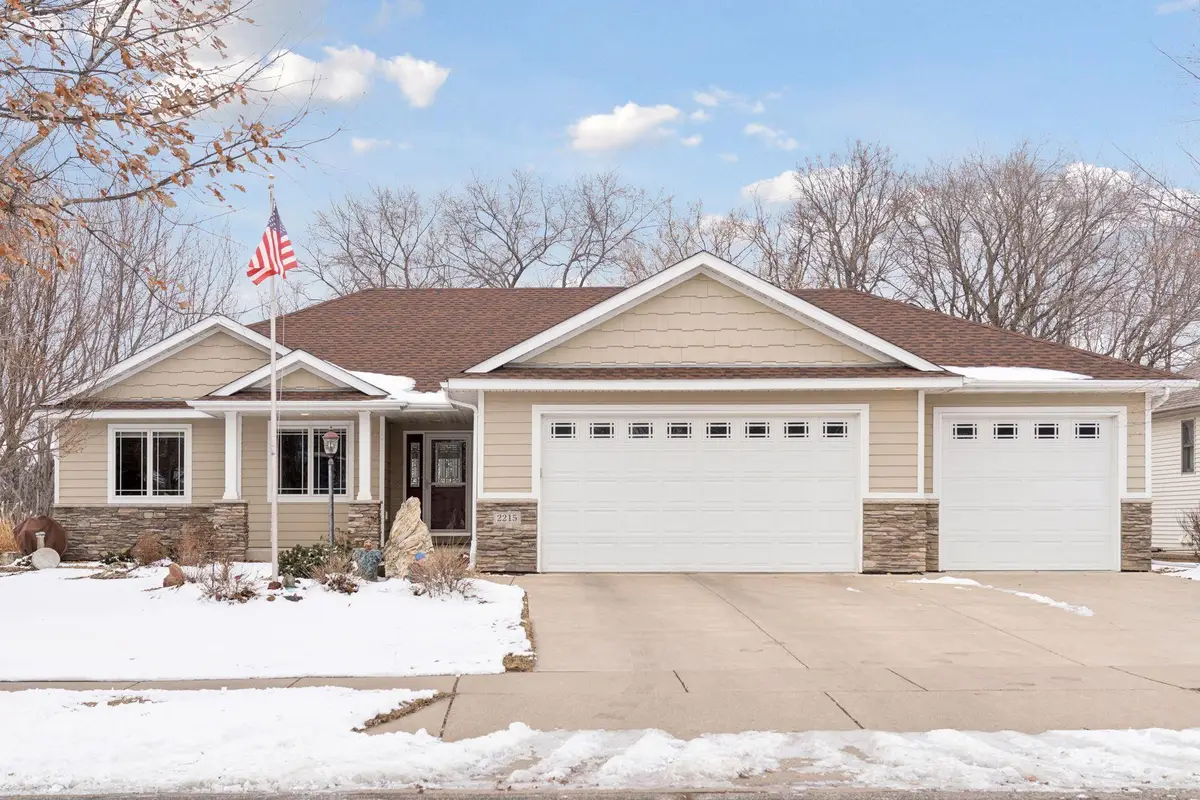 2215 Greenfield Drive E, Northfield, MN 55057 - #1
