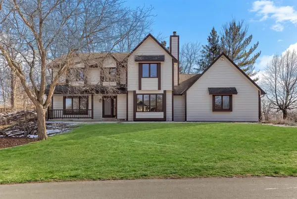 12525 Pinehurst Drive, Burnsville, MN 55337