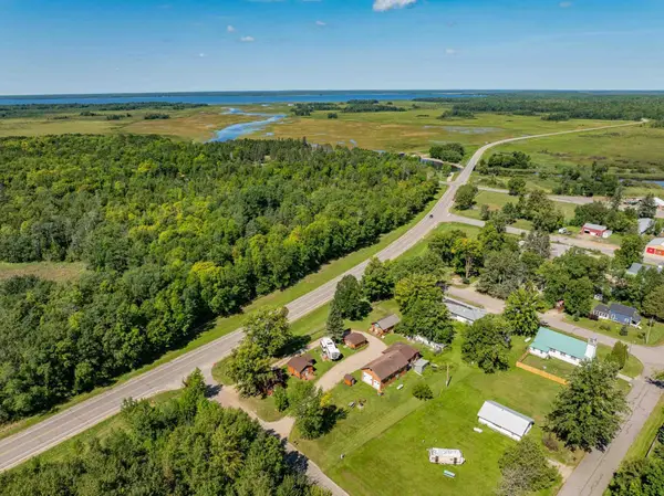 2 4th Ave E, Federal Dam, MN 56641