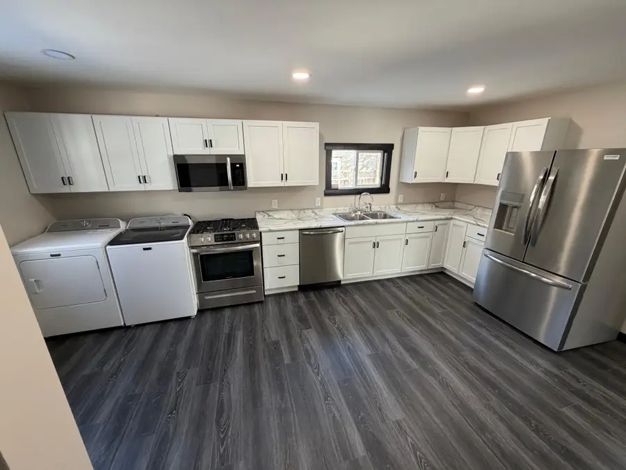 203 Trott Avenue Se, Willmar, MN 56201 - #2