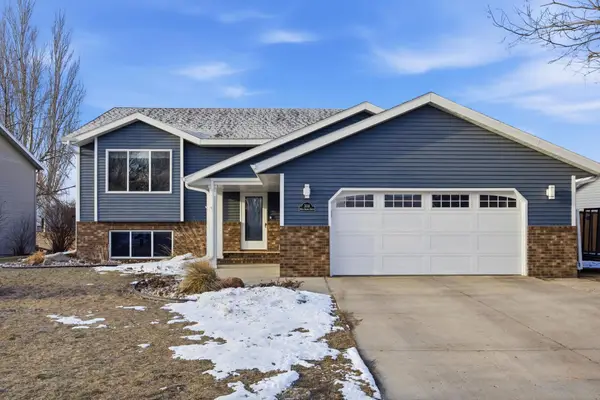 3114 24th Avenue S, Fargo, ND 58103