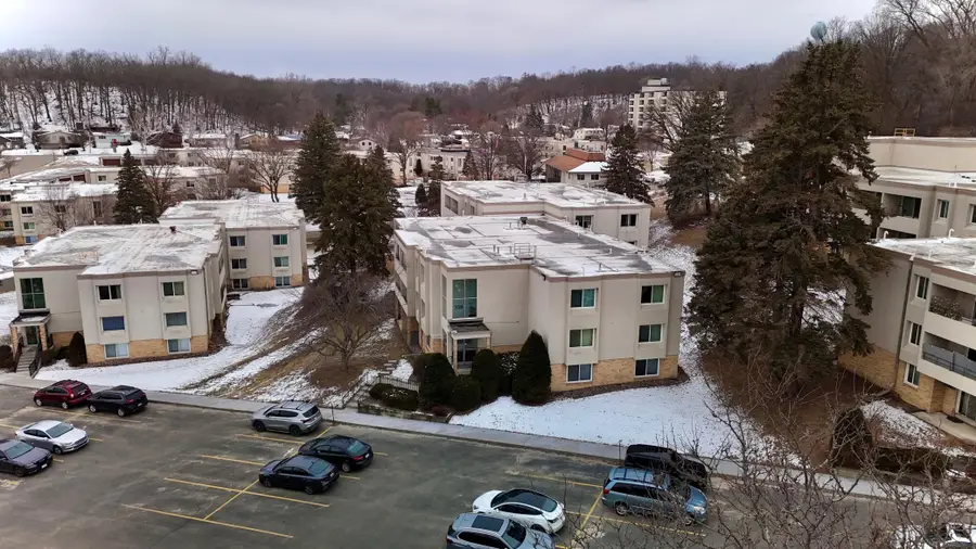 358 Elton Hills Drive Nw #11, Rochester, MN 55901 - #2