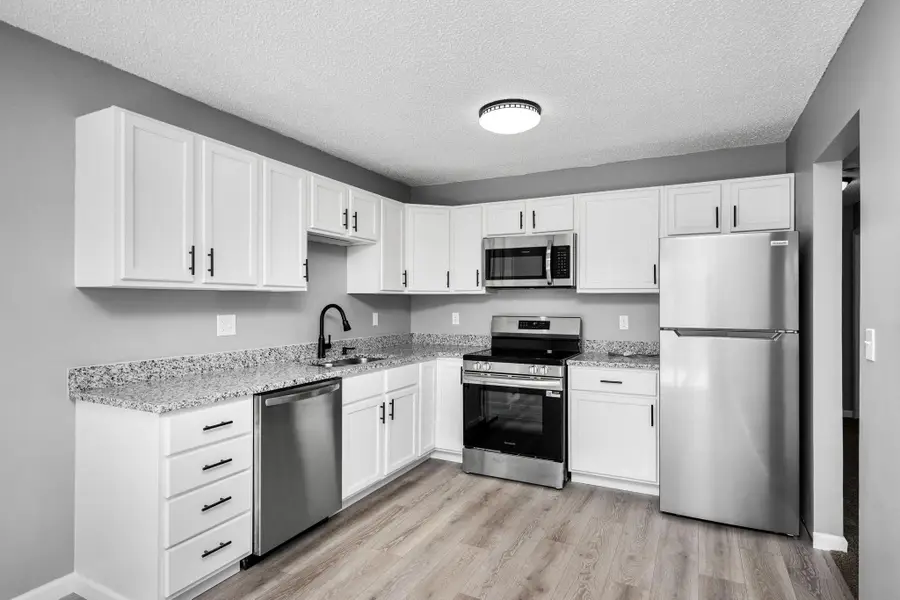 4501 Scott Trail, Eagan, MN 55122 - #3