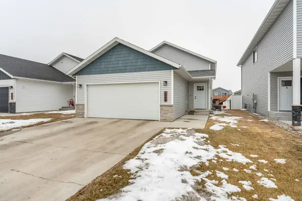 2045 11th Street W, West Fargo, ND 58078