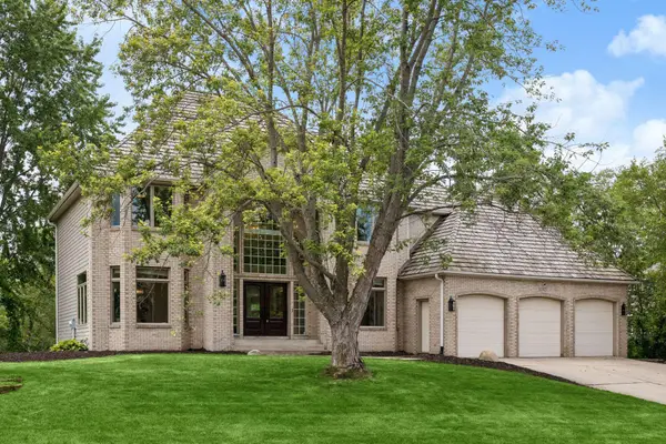16905 45th Avenue N, Minneapolis, MN 55446