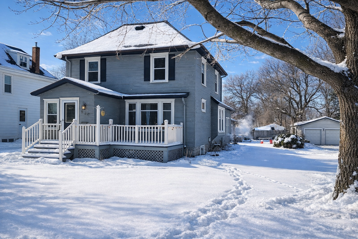 529 7th Street Nw, Willmar, MN 56201 - #1