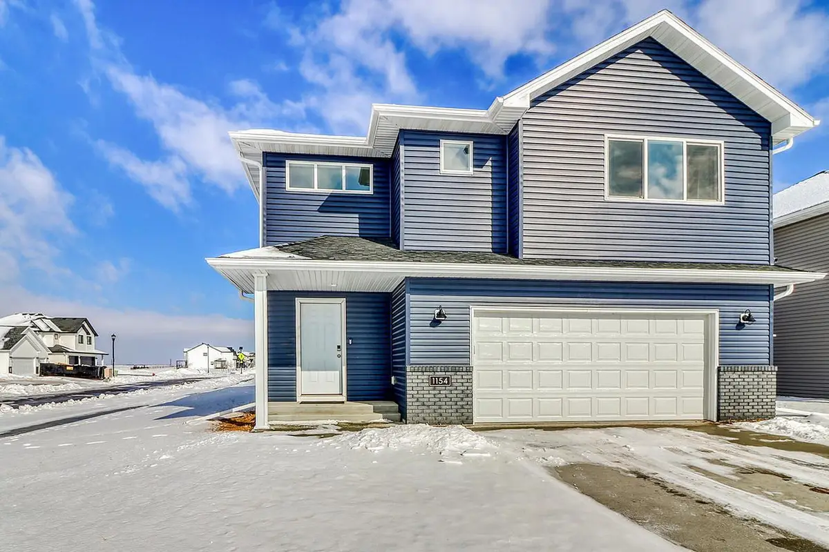 1154 60th Avenue W, West Fargo, ND 58078 - #1