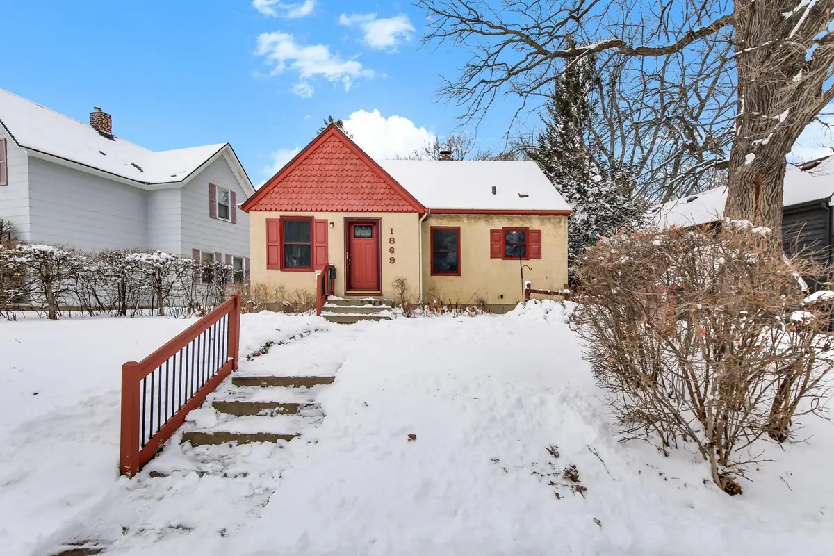 1869 W Chelton Avenue, Saint Paul, MN 55104 - #1