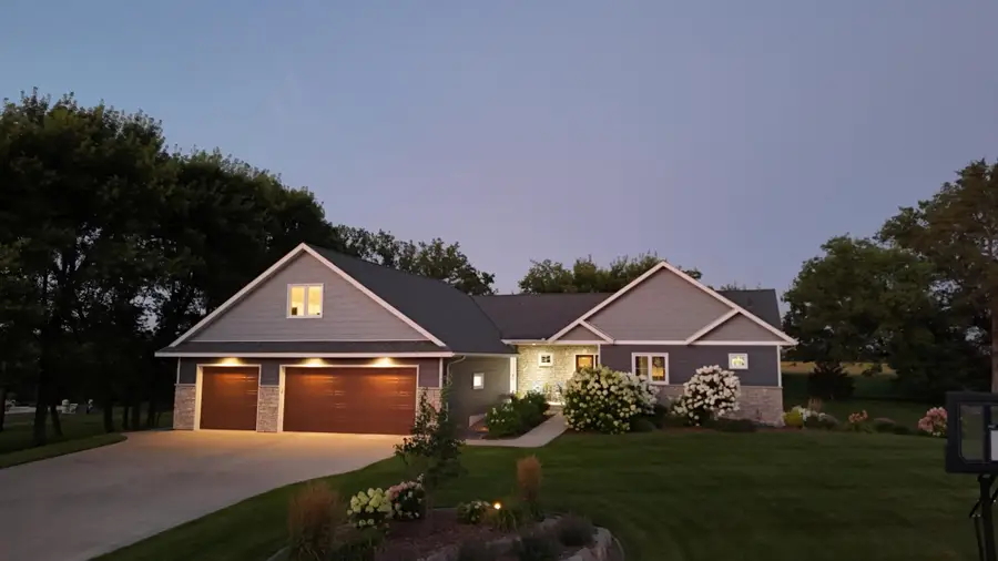 1412 Fairacre Lane Sw, Willmar, MN 56201 - #2