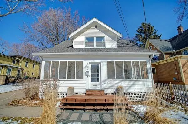 206 Elm Street W, Stillwater, MN 55082