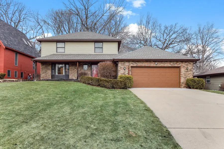 1826 3rd Street Sw, Saint Paul, MN 55112 - #2