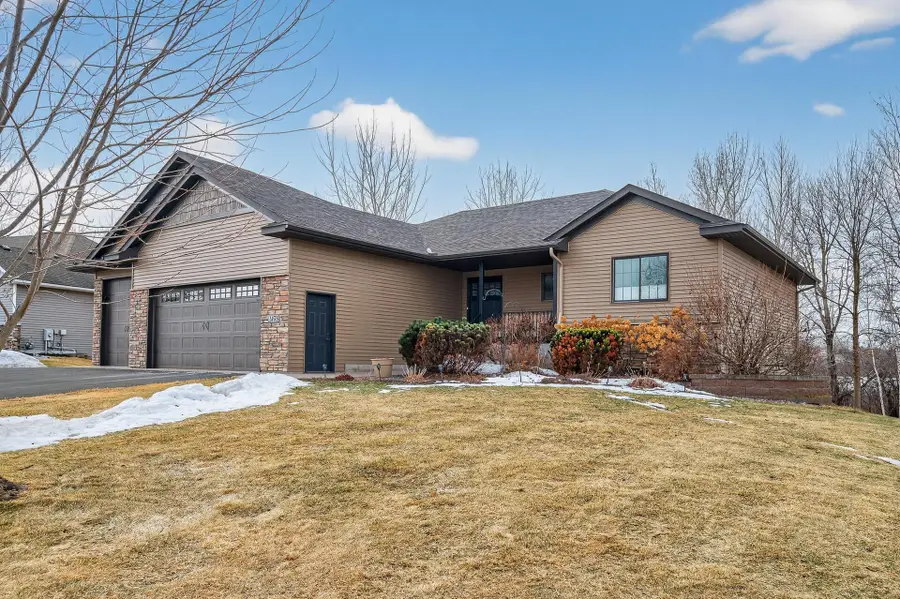 2675 Davis Street S, Cambridge, MN 55008 - #2