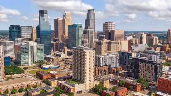 929 Portland Avenue #902, Minneapolis, MN 55404