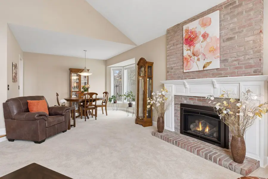 138 White Oaks Lane, Saint Paul, MN 55127 - #3