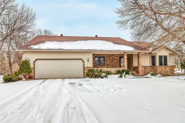 4562 50th Street S, Moorhead, MN 56560