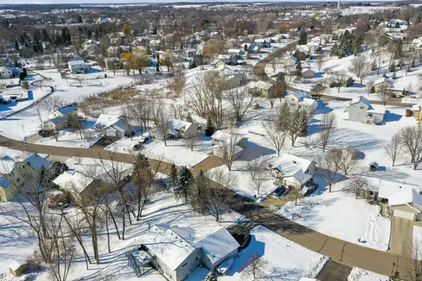 3710 Fox Trail, Saint Bonifacius, MN 55375