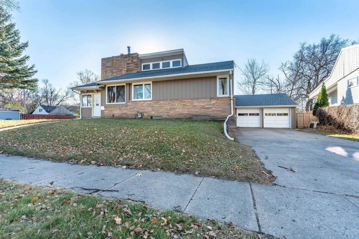 1015 11th Avenue S, Moorhead, MN 56560 - #1