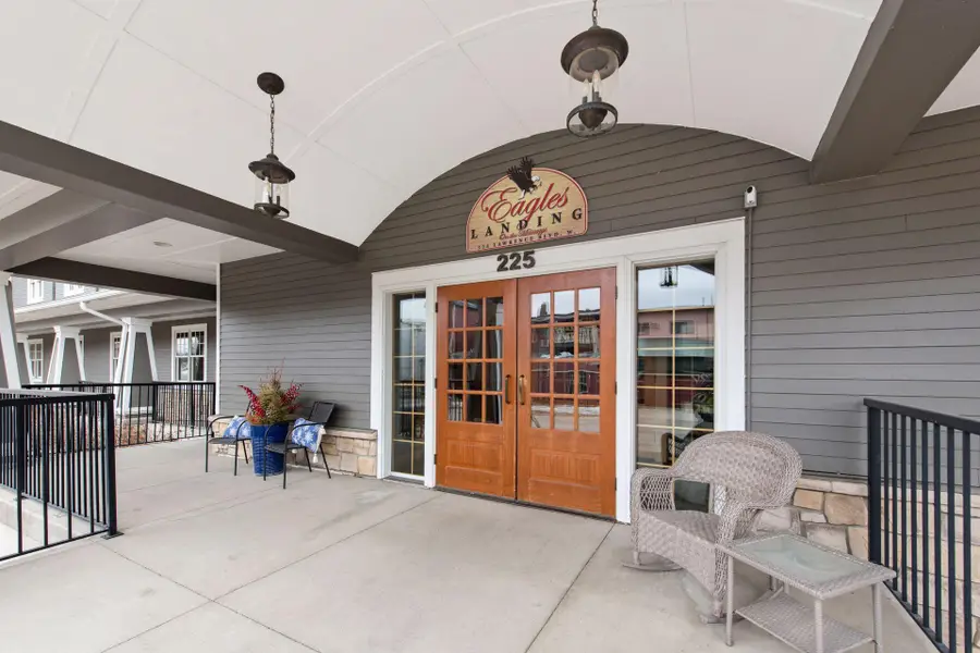 225 Lawrence Boulevard W #406, Wabasha, MN 55981 - #2