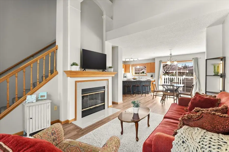 929 Old Steine Circle, New Brighton, MN 55112 - #2