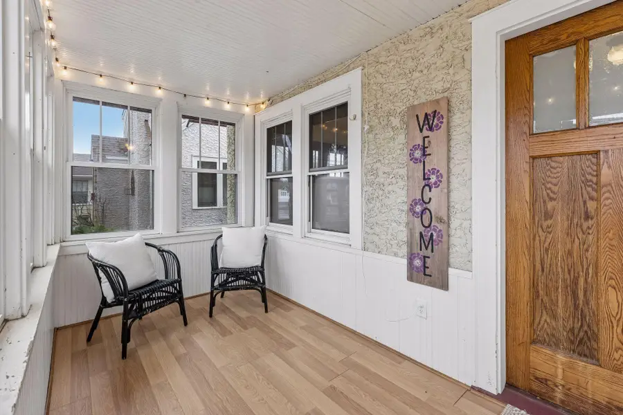 1048 Ottawa Avenue, Saint Paul, MN 55118 - #2