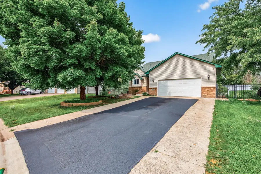 4418 Ladyslipper Avenue N, Minneapolis, MN 55443 - #2