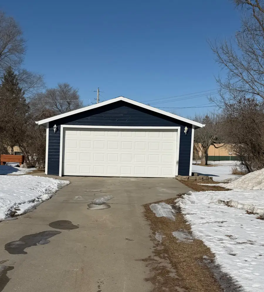 547 3rd Avenue Nw, Perham, MN 56573 - #2
