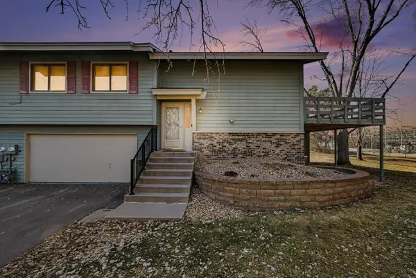 11115 Vessey Circle, Minneapolis, MN 55437