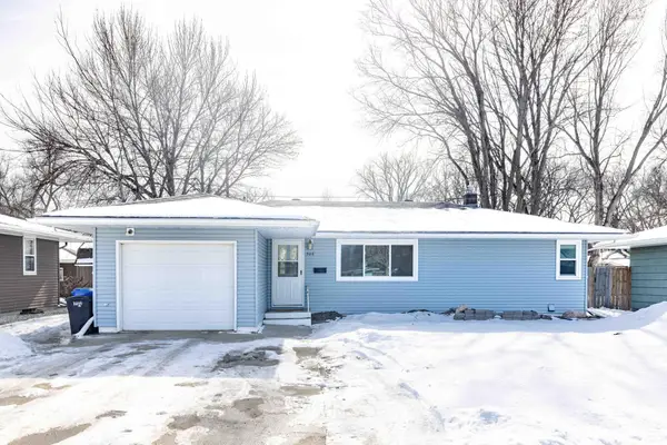 306 25th Avenue N, Fargo, ND 58102