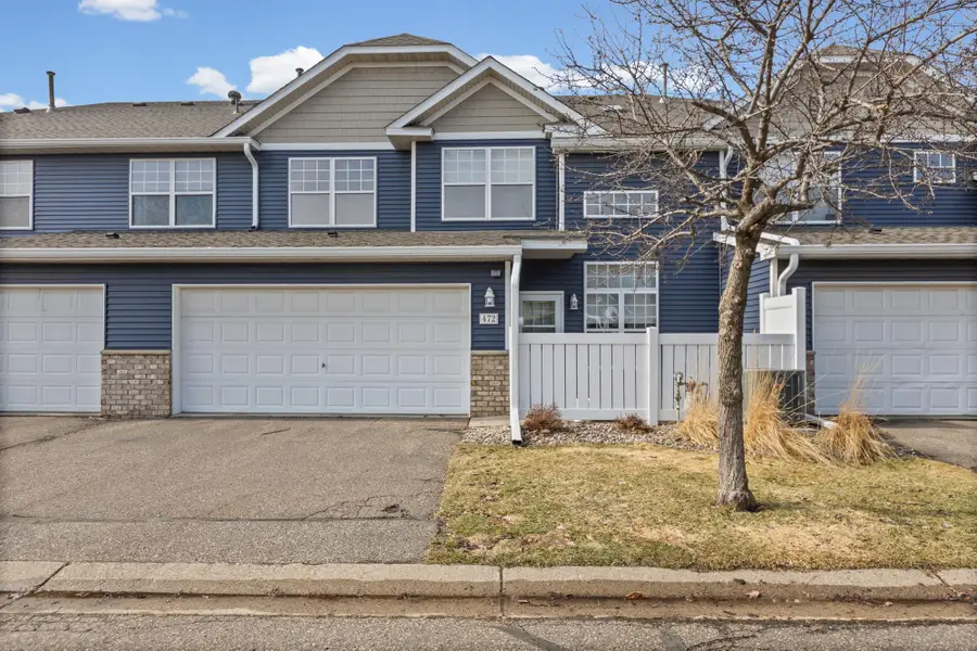 472 Hickory Lane N, Oakdale, MN 55128 - #2