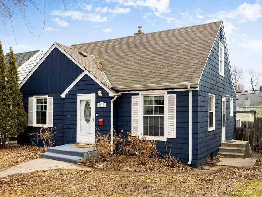 2837 Hampshire Avenue S, Minneapolis, MN 55426 - #2