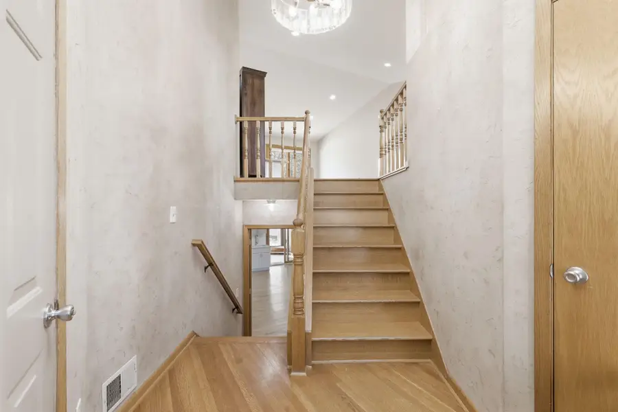 10549 Kentucky Avenue S, Bloomington, MN 55438 - #3