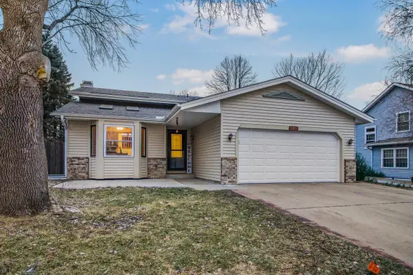 3919 Princeton Trail, Eagan, MN 55123