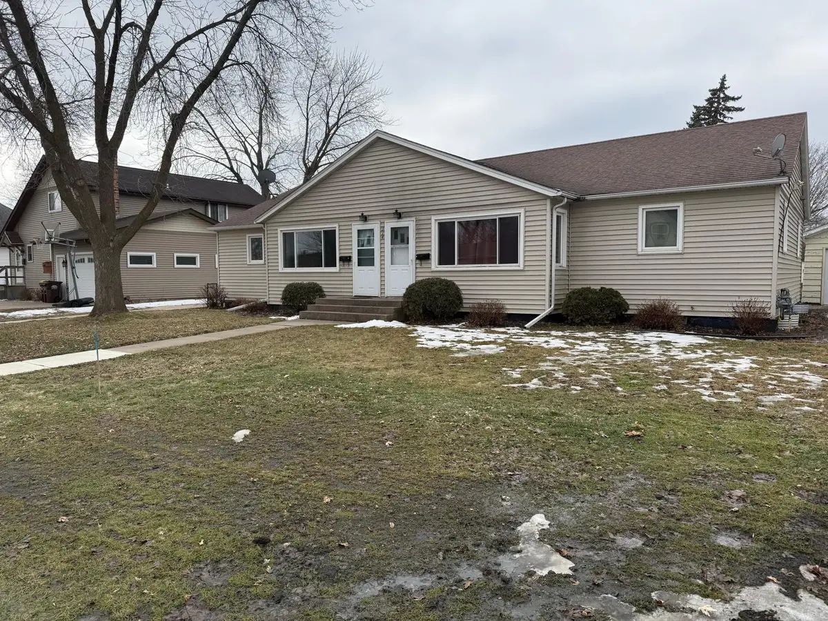314 and 316 Pershing Ave N, New Prague, MN 56071 - #1