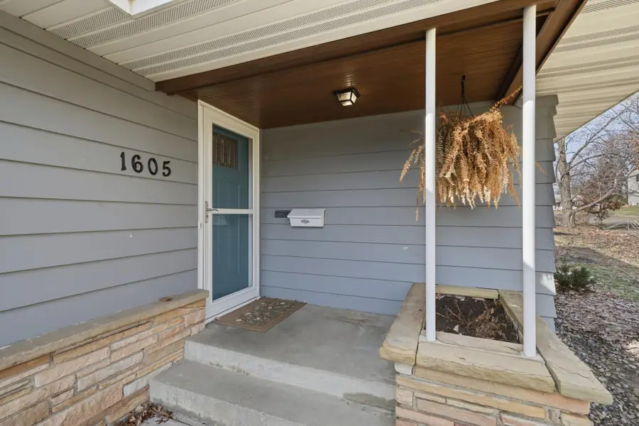 1605 W 72nd Street, Minneapolis, MN 55423 - #3