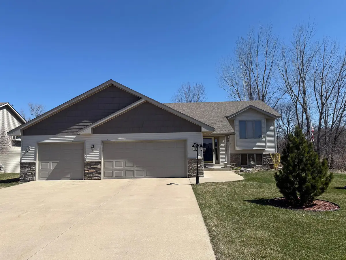 1005 12th Street Se, Waseca, MN 56093 - #1