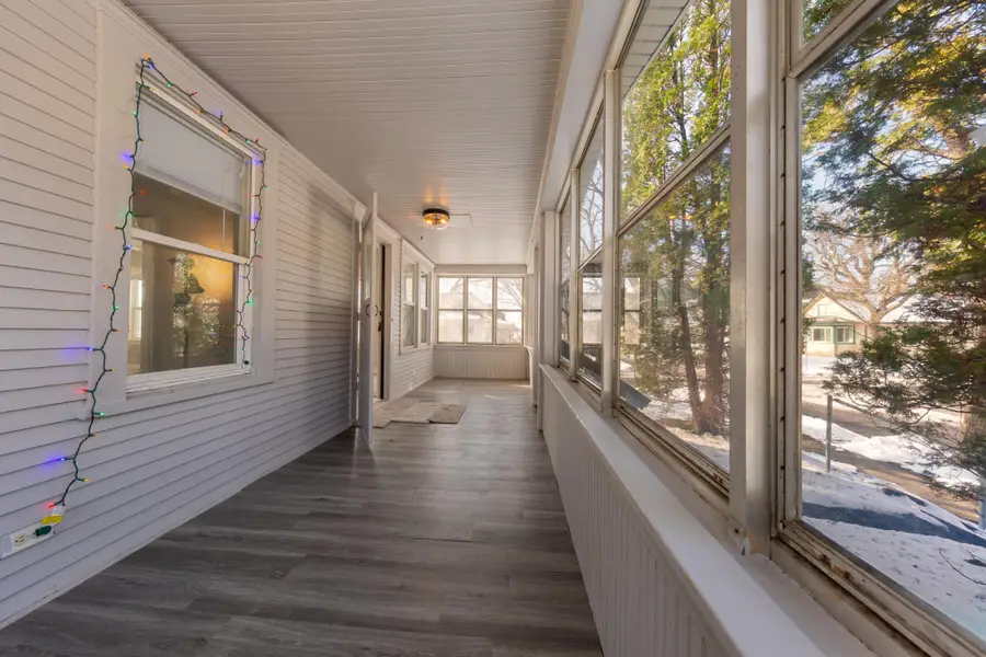 1002 Avon Street N, Saint Paul, MN 55103 - #3