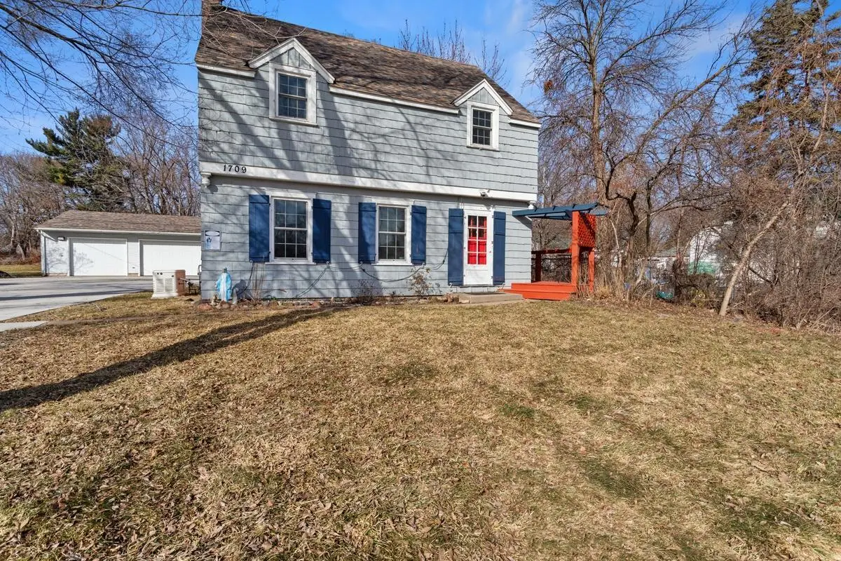 1709 White Bear Avenue N, Saint Paul, MN 55109 - #1