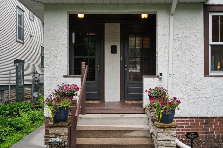 1455 Ashland Avenue, Saint Paul, MN 55104 - #2