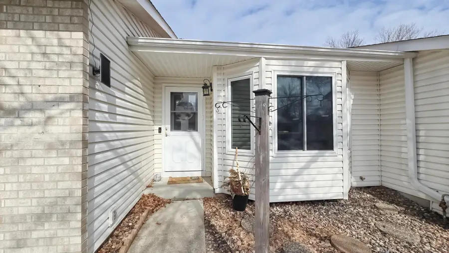 14231 Glencove Trail, Apple Valley, MN 55124 - #3