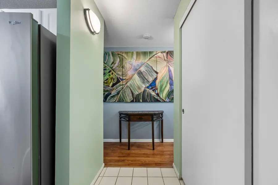 329 Geneva Avenue N #102, Oakdale, MN 55128 - #3