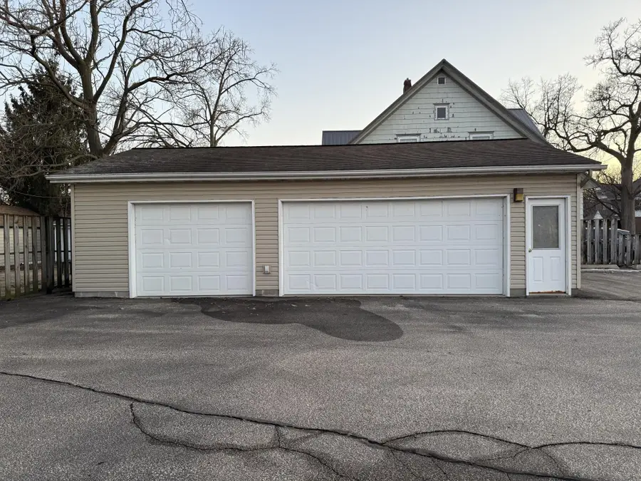 402 Center Street, Winona, MN 55987 - #2