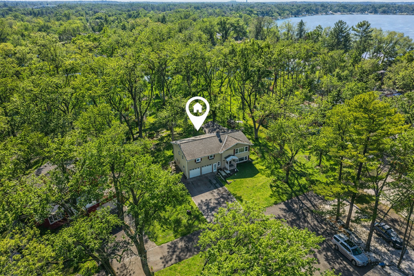 5301 Oakwood Drive, Saint Paul, MN 55110