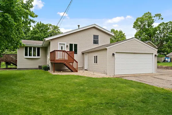 2179 Noble Lane, Mound, MN 55364