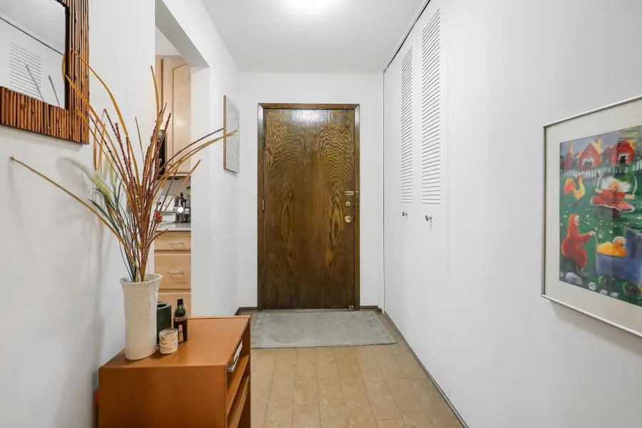 4360 Brookside Court #218, Minneapolis, MN 55436 - #2