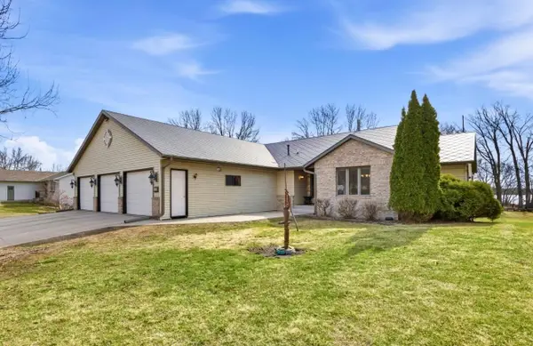 141 Fairlawn Avenue E, Winsted, MN 55395