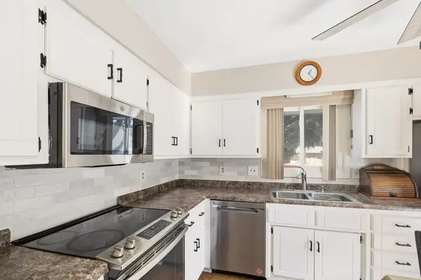 424 Aurora Avenue, Saint Paul, MN 55103